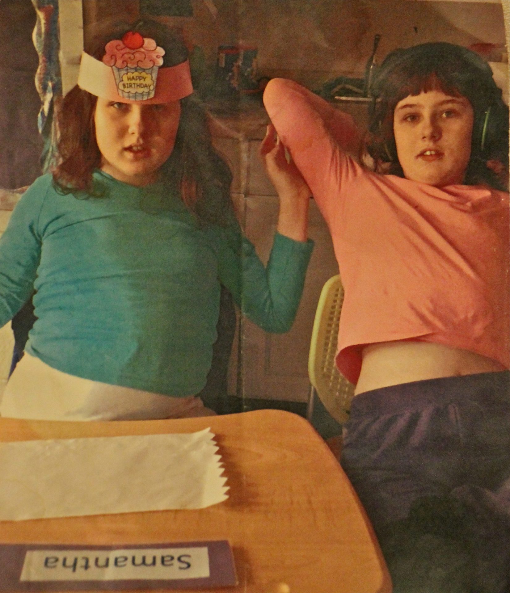 Olivia McCann (right) and her twin sister, Samantha. 