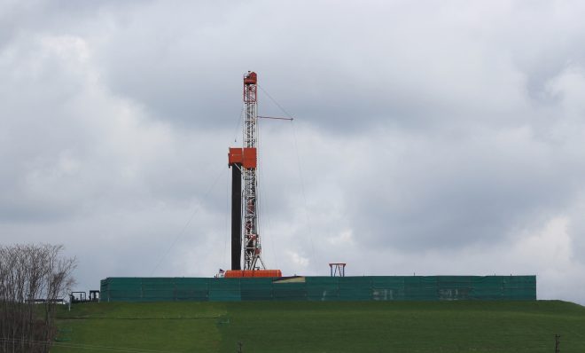 A shale gas drilling rig in Washington, Pa. 