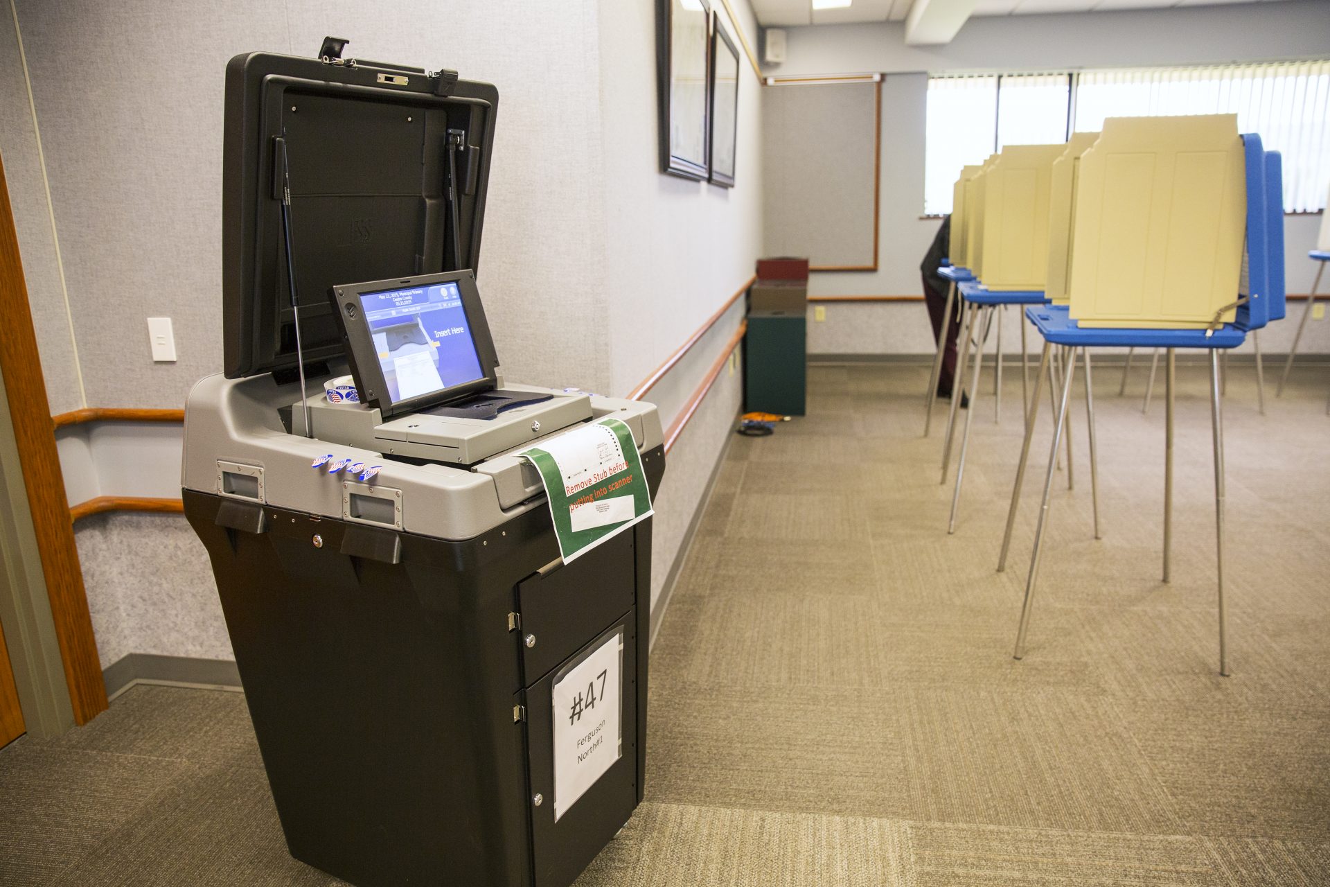 Centre County introduced new Electronic Systems & Software voting machines in the primary on May 21, 2019. (Min Xian/WPSU)