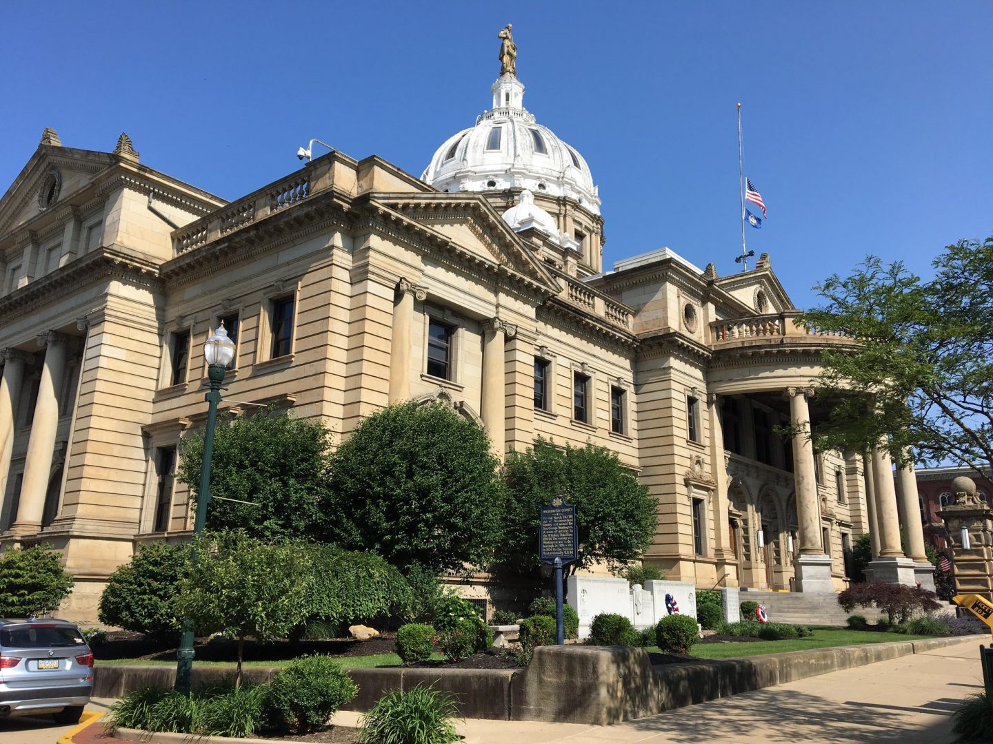 The exterior of the Washington County courthouse.