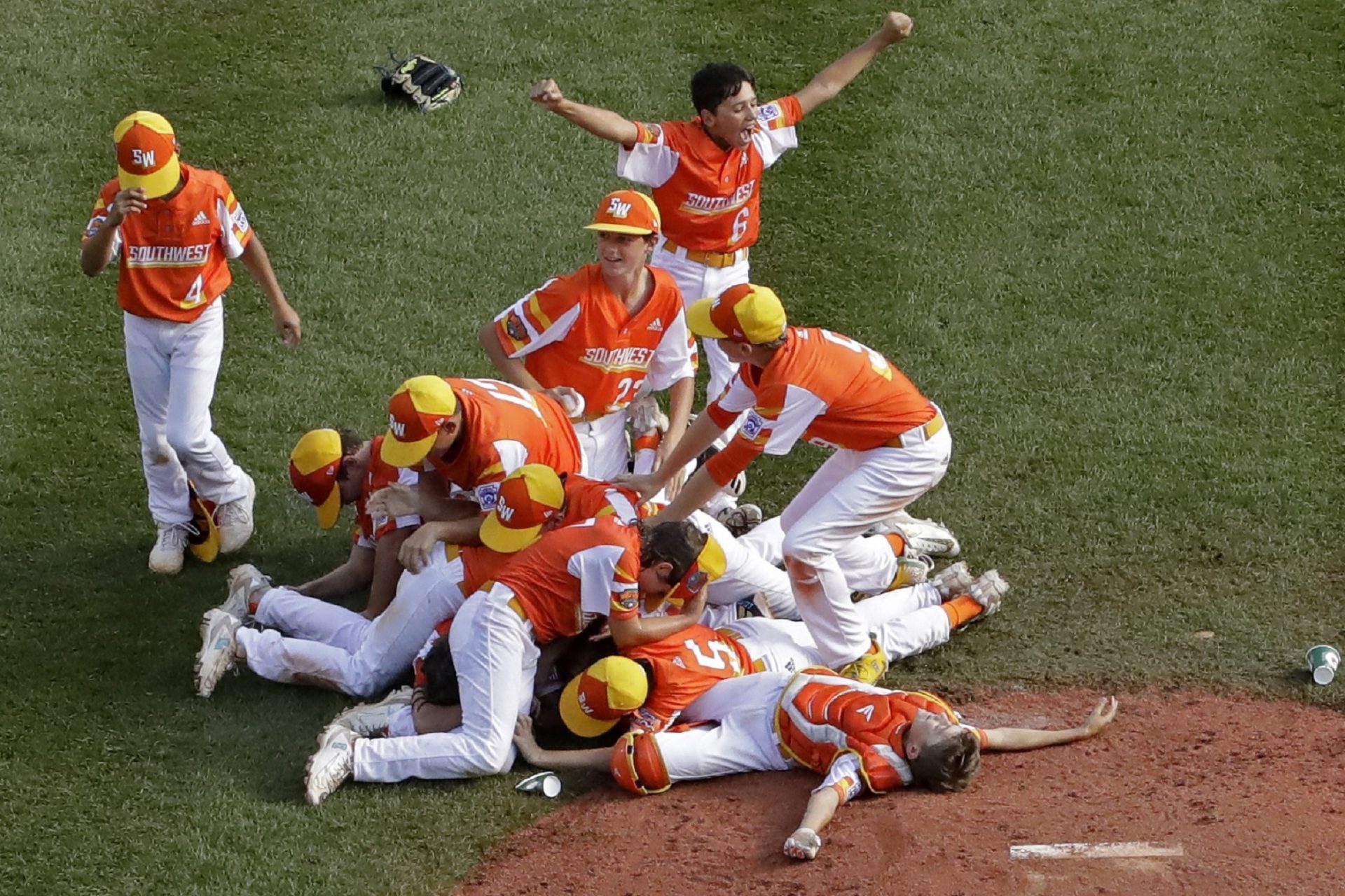 River Ridge, Louisiana celebrates a 8-0 win over Curacao in the Little League World Series Championship game in South Williamsport, Pa., Sunday, Aug. 25, 2019.