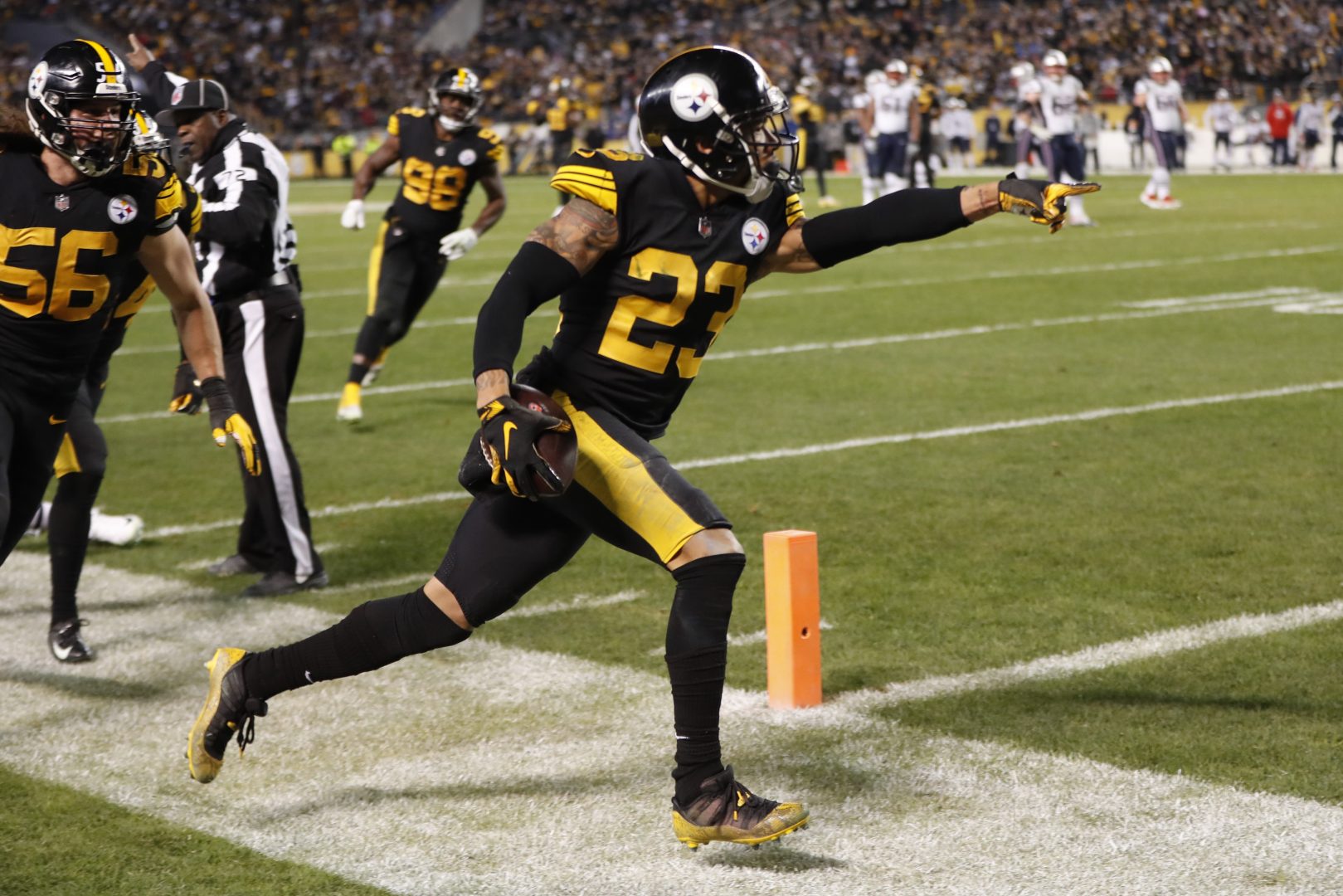 https://www.witf.io/wp-content/uploads/2019/09/Joe-haden-steelers-1619x1080.jpg