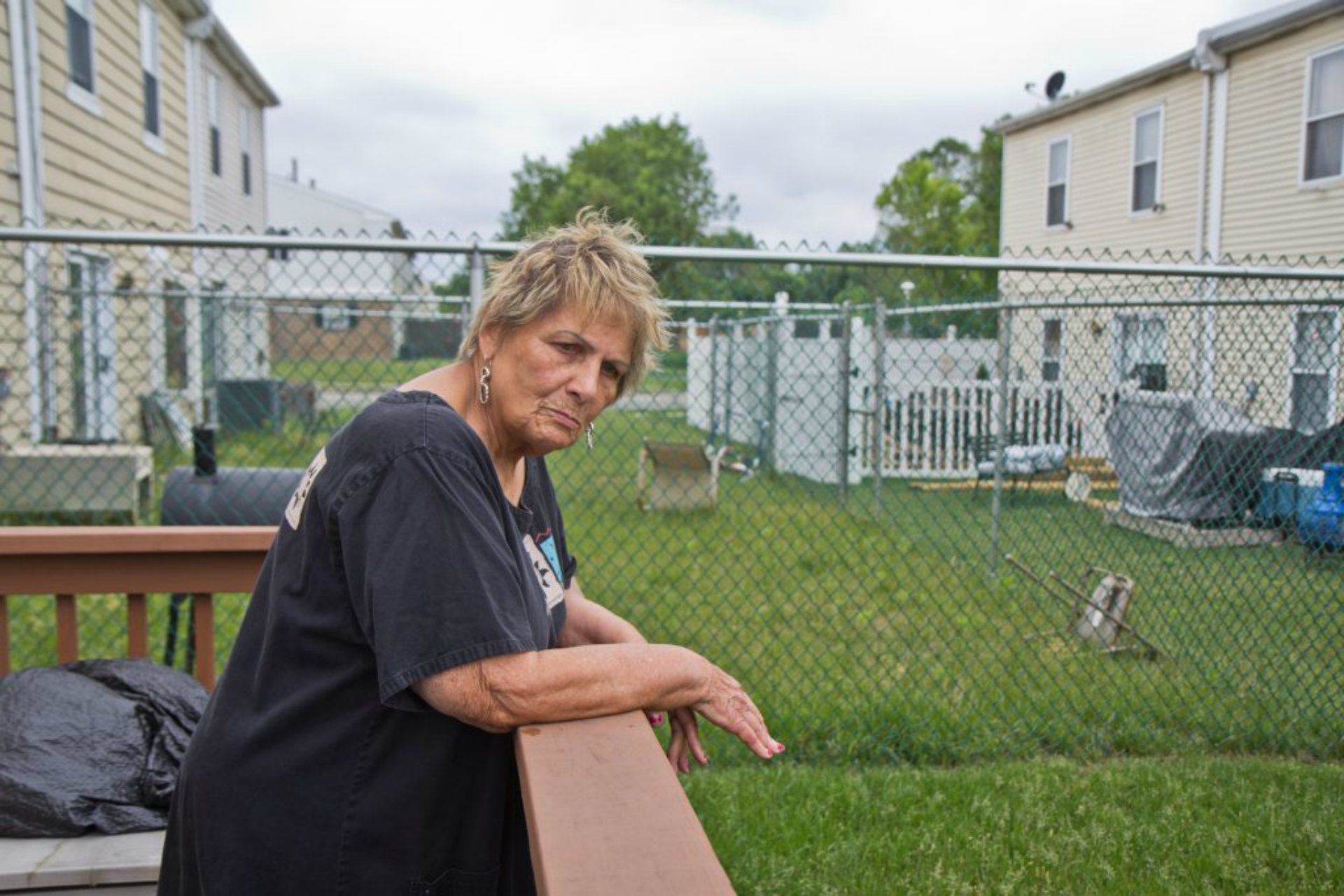 Elizabeth Reid at her longtime Eastwick home. (Kimberly Paynter/WHYY)