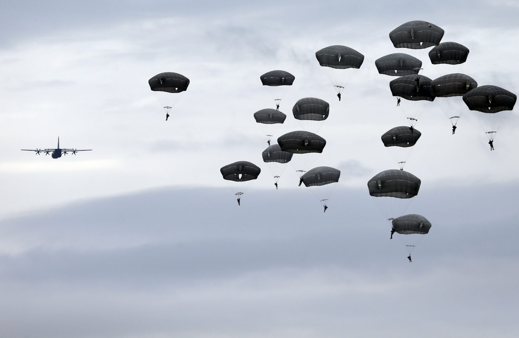 22 soldiers hurt in parachute training at Mississippi’s Camp Shelby WITF