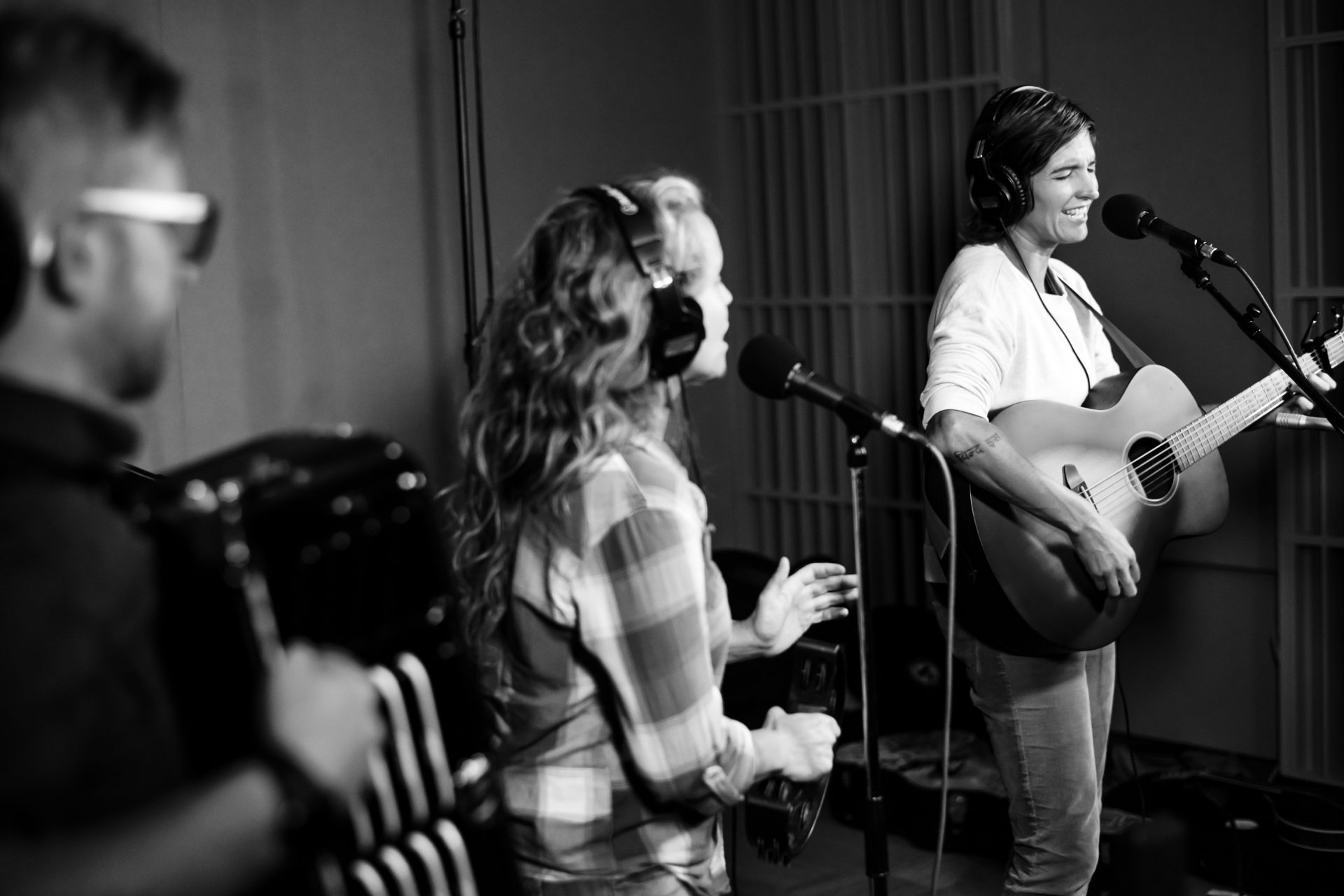 Jason, Jenn and Sarah performing