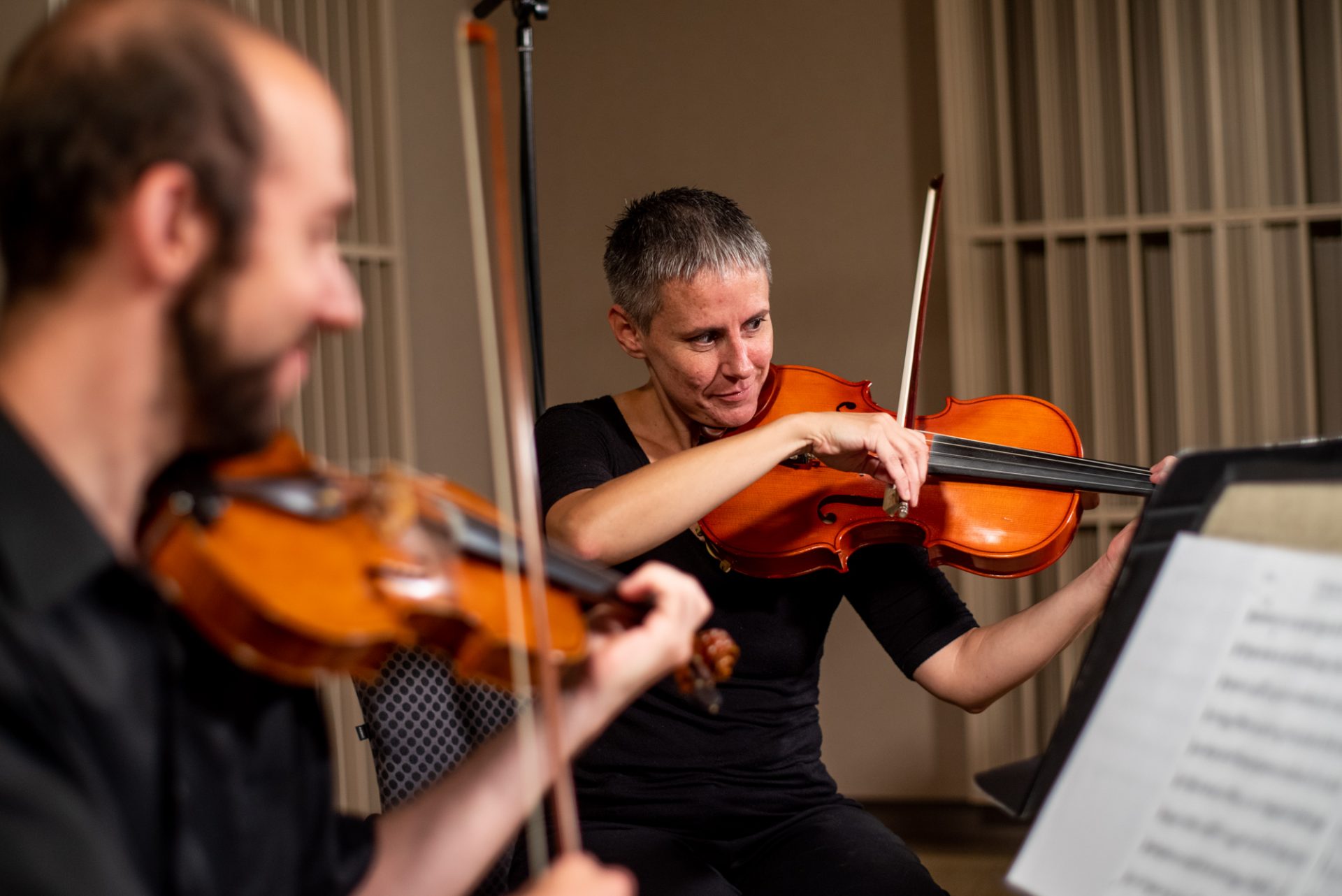 Mary Firestone performing with Sempre Dolce