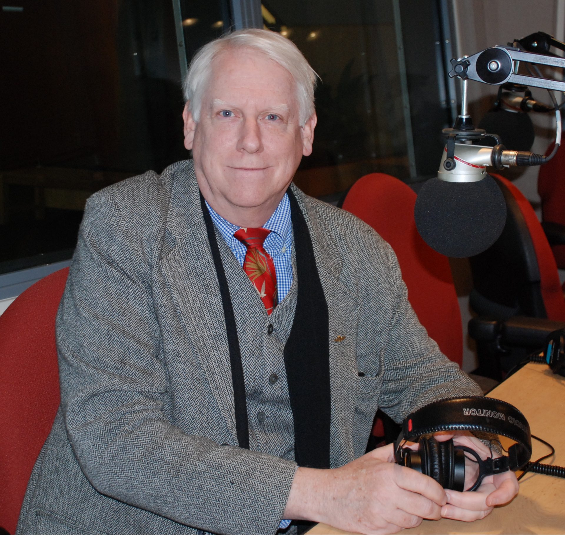 Professor M. Chris Mason, Ph.D. appears on Smart Talk on March 4,2020.