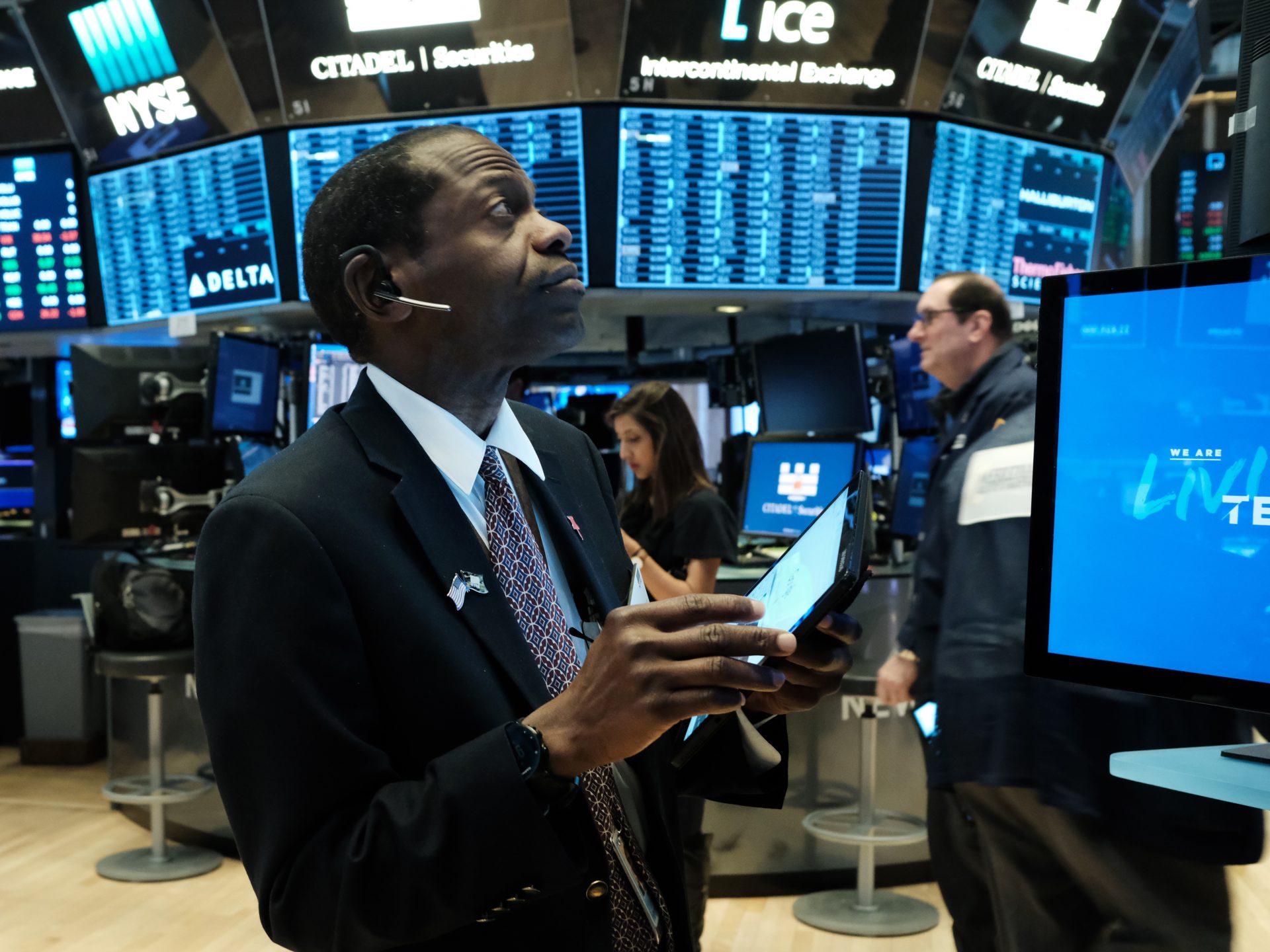 U.S. stock indexes rose sharply on Monday in anticipation of the Federal Reserve's interest rate cut.