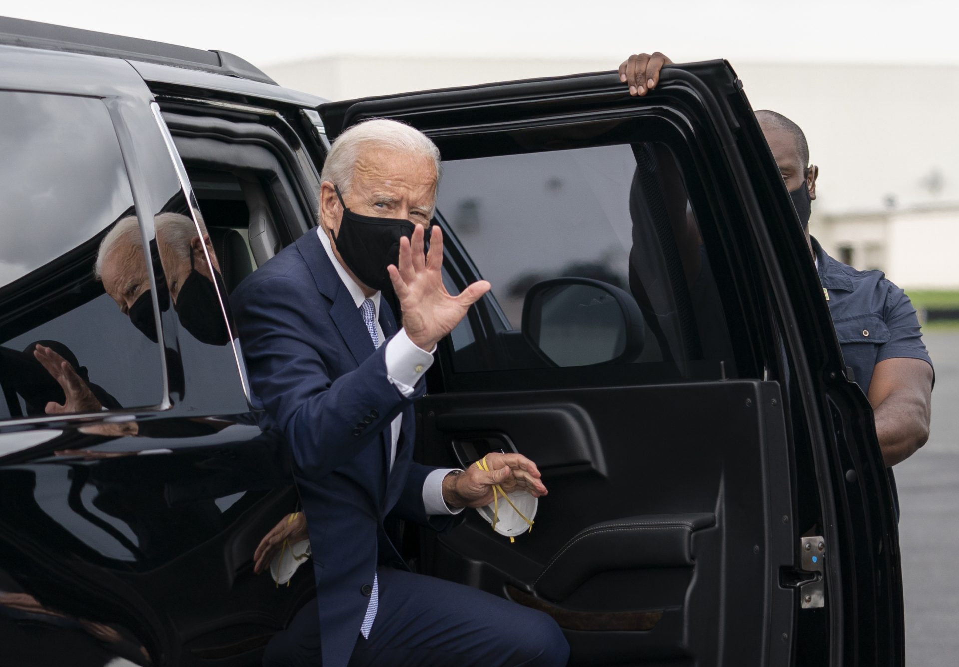 Democratic presidential candidate former Vice President Joe Biden arrives to board a plane at New Castle Airport, in New Castle, Del., en route to speak at a campaign event in Pittsburgh, Pa., Monday, Aug. 31, 2020.