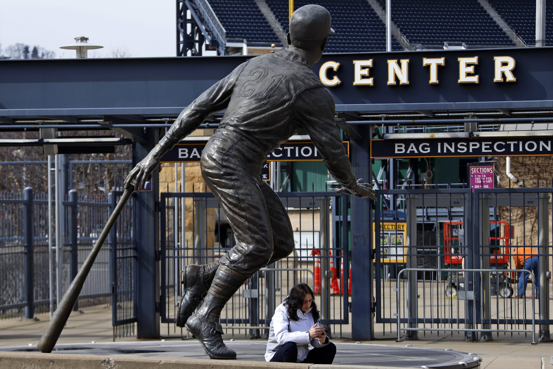 For the ‘Great One’ PittsburghPirates, Major League Baseball honor