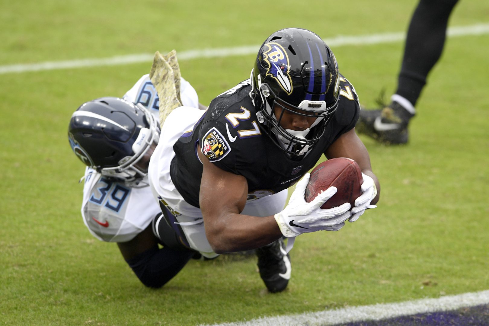 nfl football tennessee titans at baltimore ravens