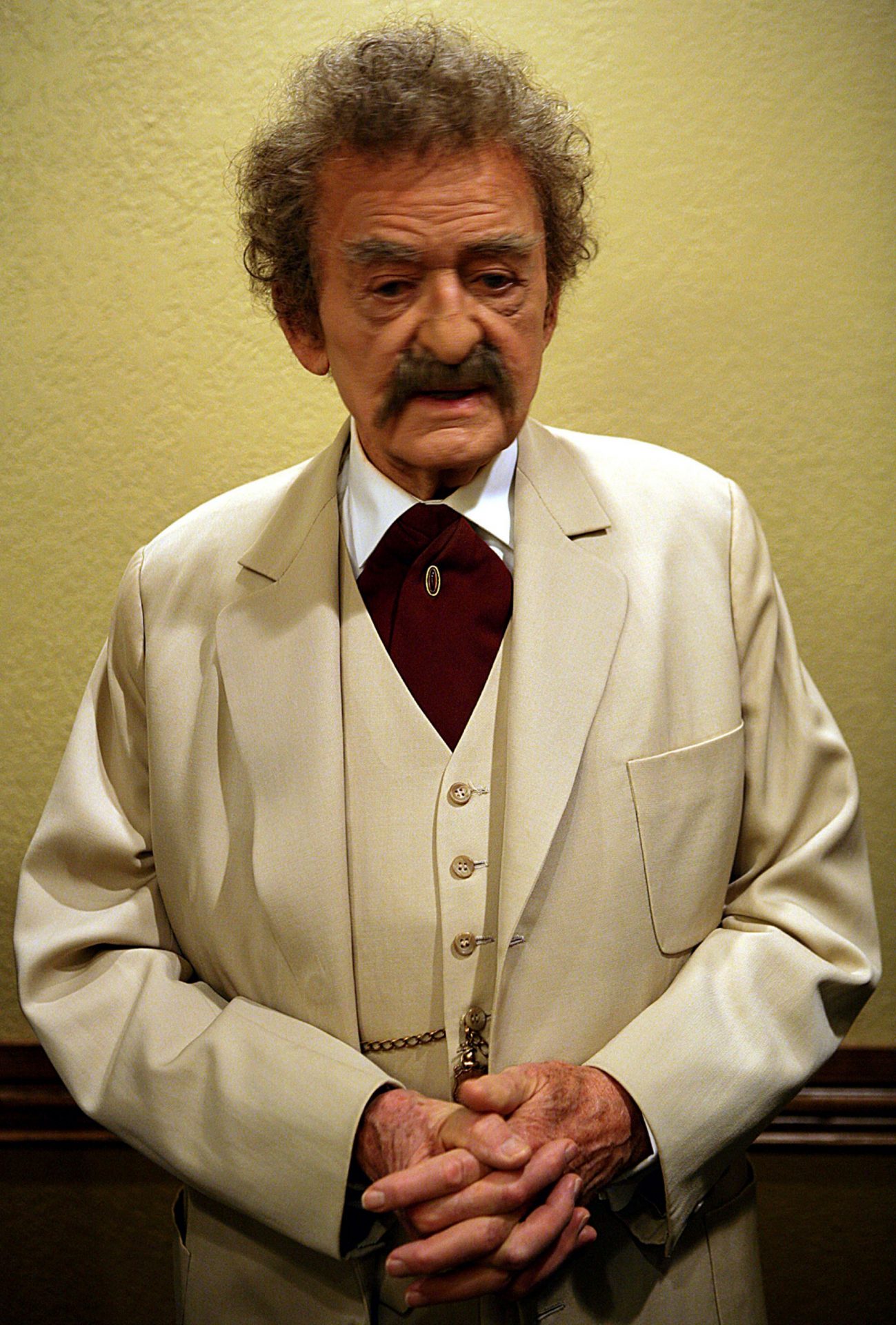 Hal Holbrook greets patrons in stage make-up following his one-man performance of "Mark Twain Tonight" at the University of Texas at Tyler, Texas on Jan. 13, 2007. Holbrook died on Jan. 23 in Beverly Hills, California, his representative, Steve Rohr, told The Associated Press Tuesday. He was 95.