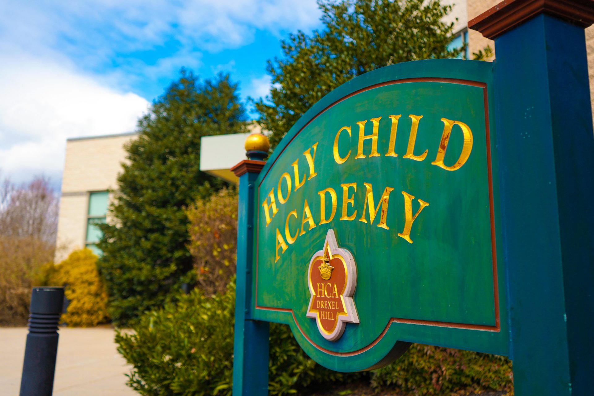 The Riverview House is no longer standing today. A school has taken its place.