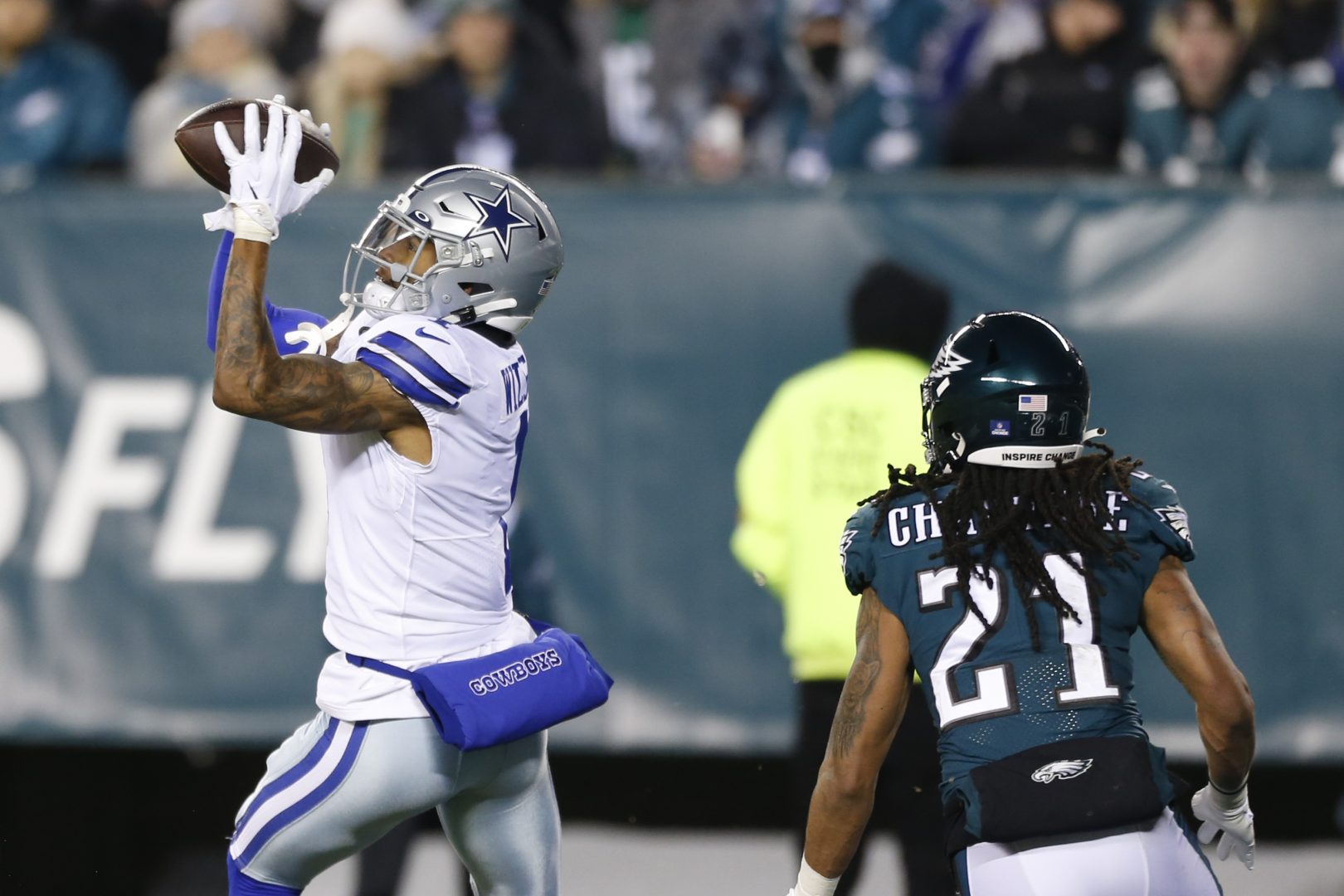 Prescott throws 5 TD passes in Cowboys' romp over Eagles