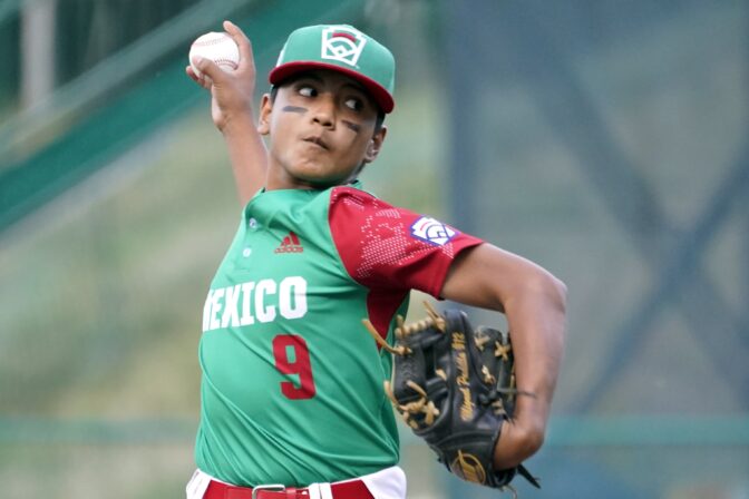Mexico starting pitcher Miguel Padilla delivers a pitch against Puerto Rico during the first inning of a baseball game at the Little League World Series in South Williamsport, Pa., Thursday, Aug. 18, 2022.