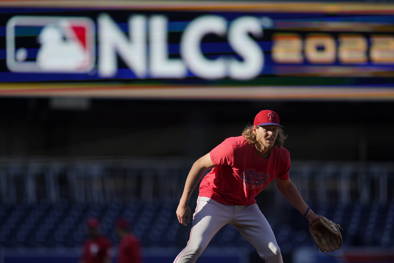 Hot Harper carries Phillies into 1st World Series since 2009