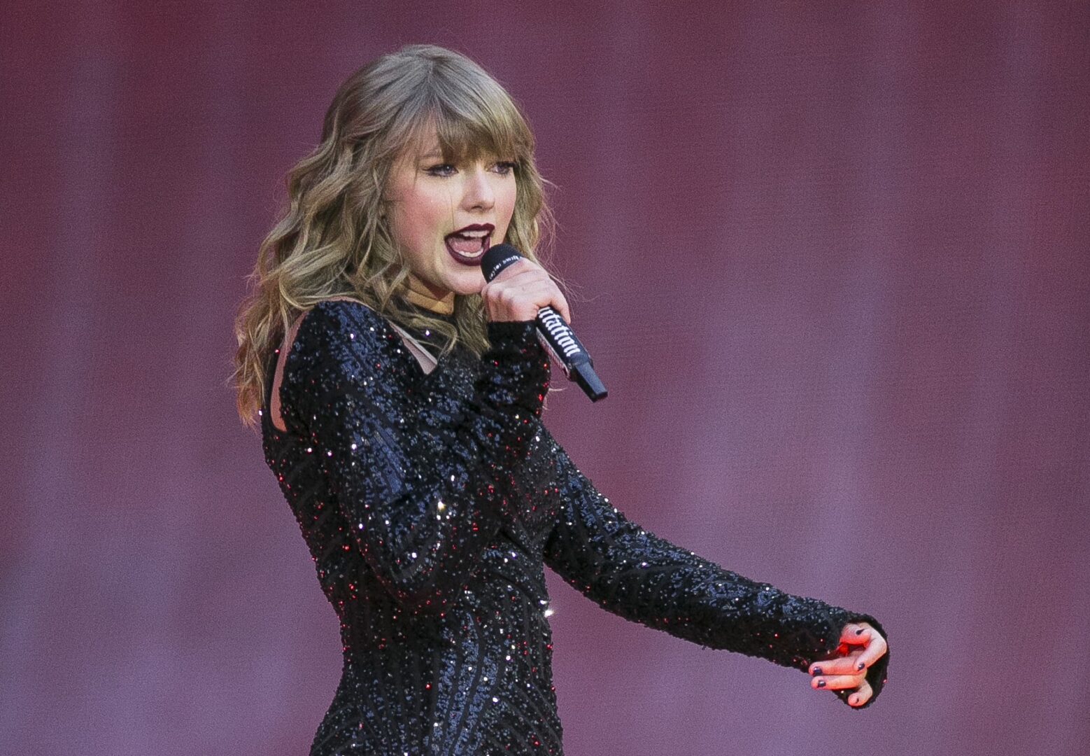 Singer Taylor Swift performs on stage in a concert at Wembley Stadium on June 22, 2018, in London.
