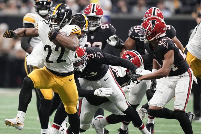 Pittsburgh Steelers running back Najee Harris (22) runs against the Atlanta Falcons during the second half of an NFL football game, Sunday, Dec. 4, 2022, in Atlanta.