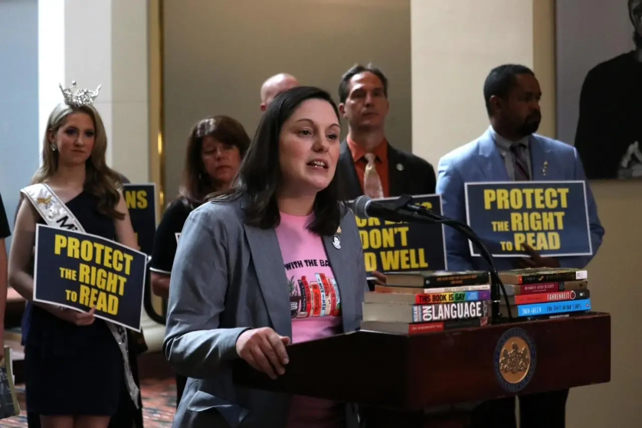 State Sen. Amanda Cappelletti (D-Montgomery County) talks about her bill to prohibit book bans at a press event in the Capitol's East Rotunda on Sept. 19, 2023.  

