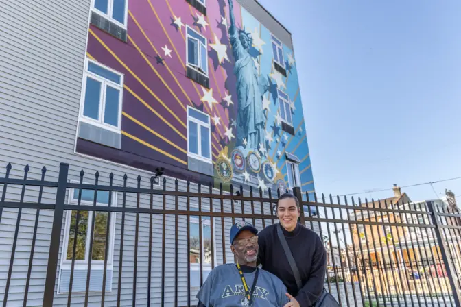 Veterans Leon Brantley (left) and Vanessa Morbeck (right) outside Veterans Village in Northeast Philadelphia. Kimberly Paynter/WHYY