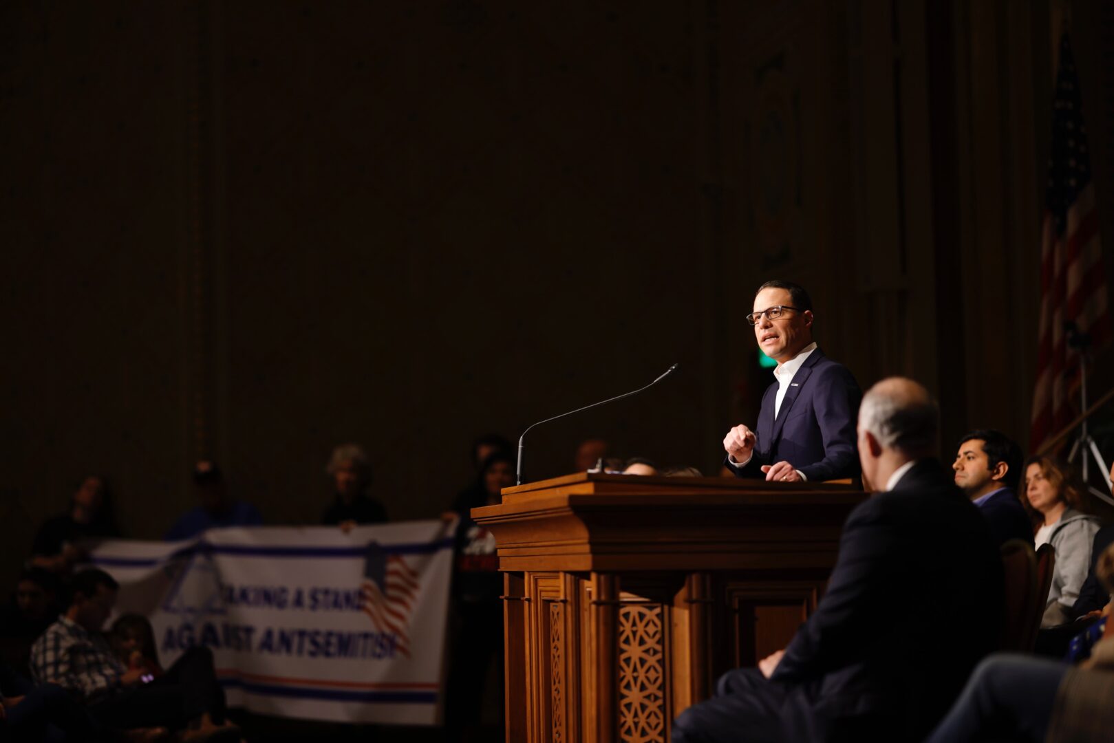 Governor Josh Shapiro joined Senator Bob Casey, Rabbi Eli Freedman, Michael Balaban and local community leaders at a rally against antisemitism at Rodeph Shalom Synagogue.
