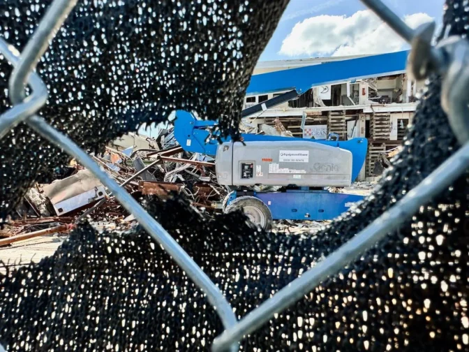 What was once a hotel, motel, and a row of small retail shops is now a dusty, fenced-off construction zone, marked with caution signs and frustration. Locals and visitors alike have voiced concerns over the noise and the site’s rough aesthetics. (Johnny Perez-Gonzalez/WHYY)